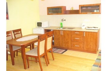 Eslovaquia Privát Komjatná, Exterior